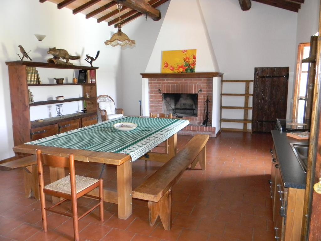 Agriturismo Podere La Selva Villa Serre Di Rapolano Szoba fotó