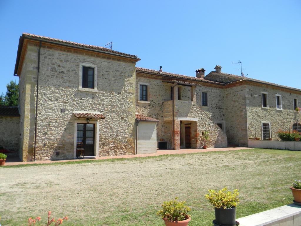 Agriturismo Podere La Selva Villa Serre Di Rapolano Kültér fotó