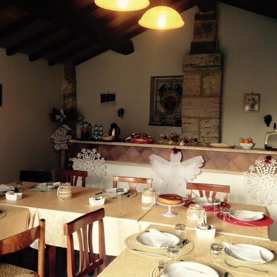 Agriturismo Podere La Selva Villa Serre Di Rapolano Kültér fotó